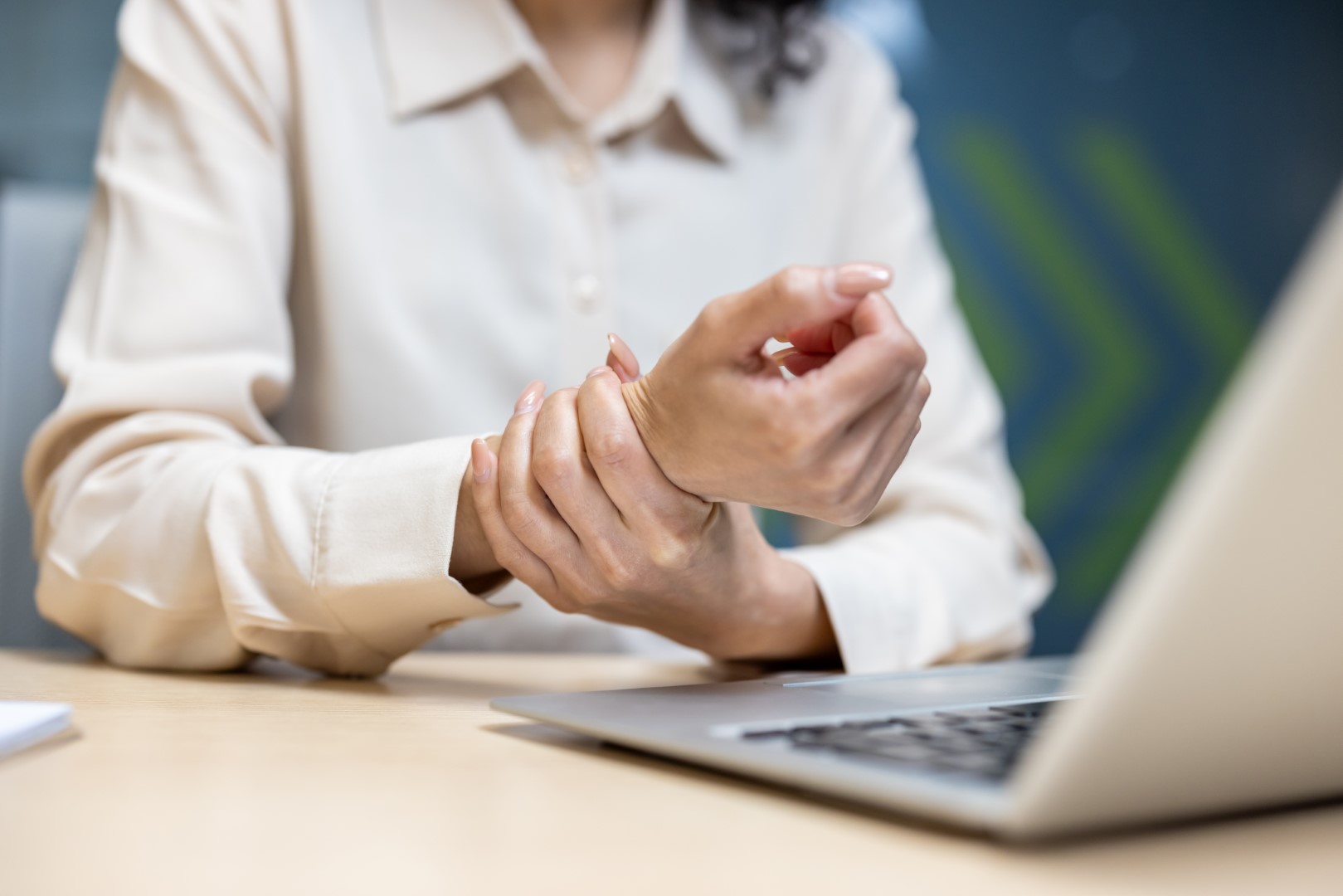 Kol, Dirsek, El ve Bilek Ağrıları